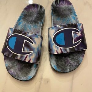 Youth Champion Slides Size 2.5